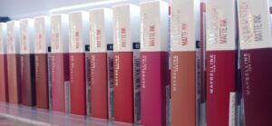 Maybelline New York Liquid Matte Lipstick, Long Lasting, 16hr Wear, Superstay Matte Ink